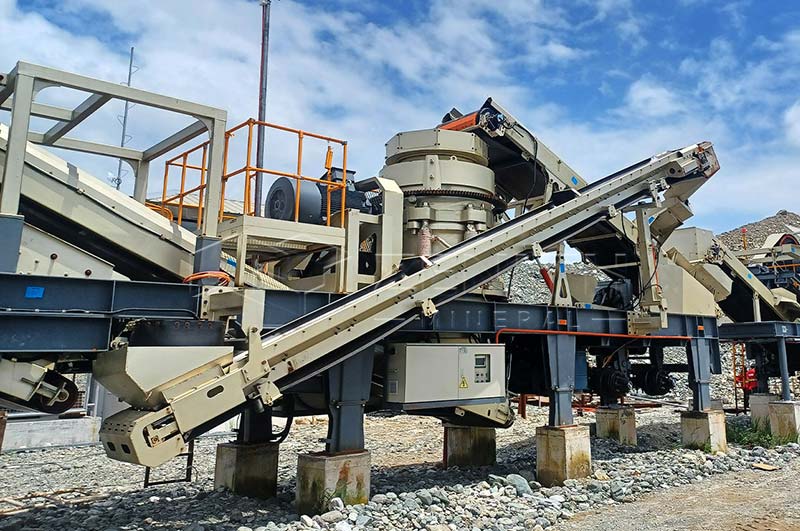 Мобильная конусная дробилка для карьеров и переработки отходов